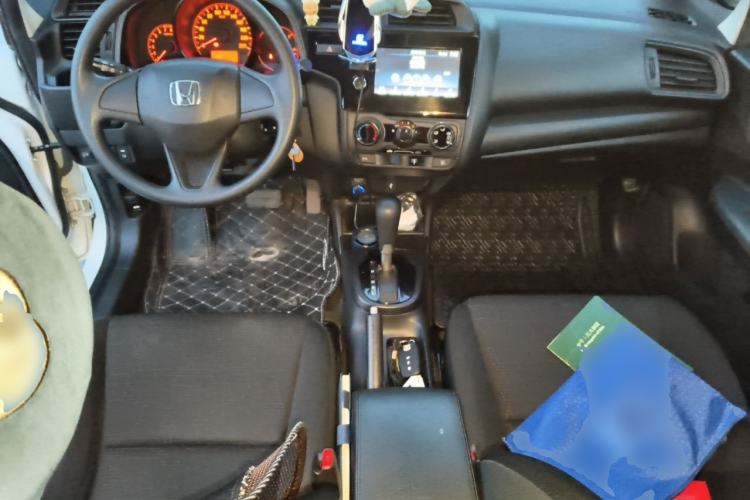 Used Honda Fit 2020 1.5L CVT Comfort Version Center Console