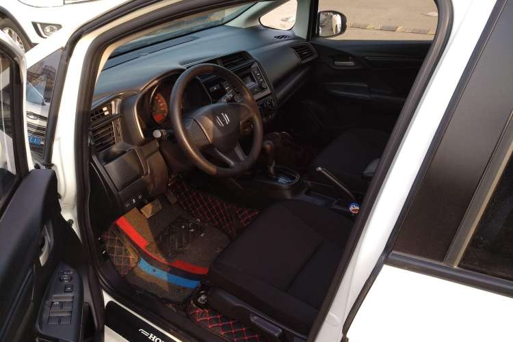 Used Honda Fit 2020 1.5L CVT Comfort Version Driver Seat