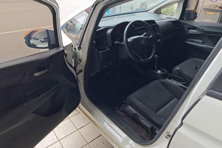 Used Honda Fit 2020 1.5L CVT Comfort Version Driver Seat