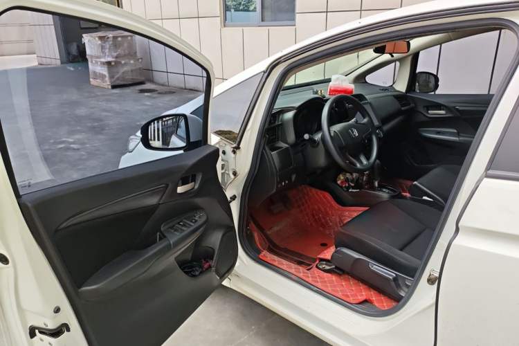 Used Honda Fit 2020 1.5L CVT Comfort Sunroof Version Driver Seat