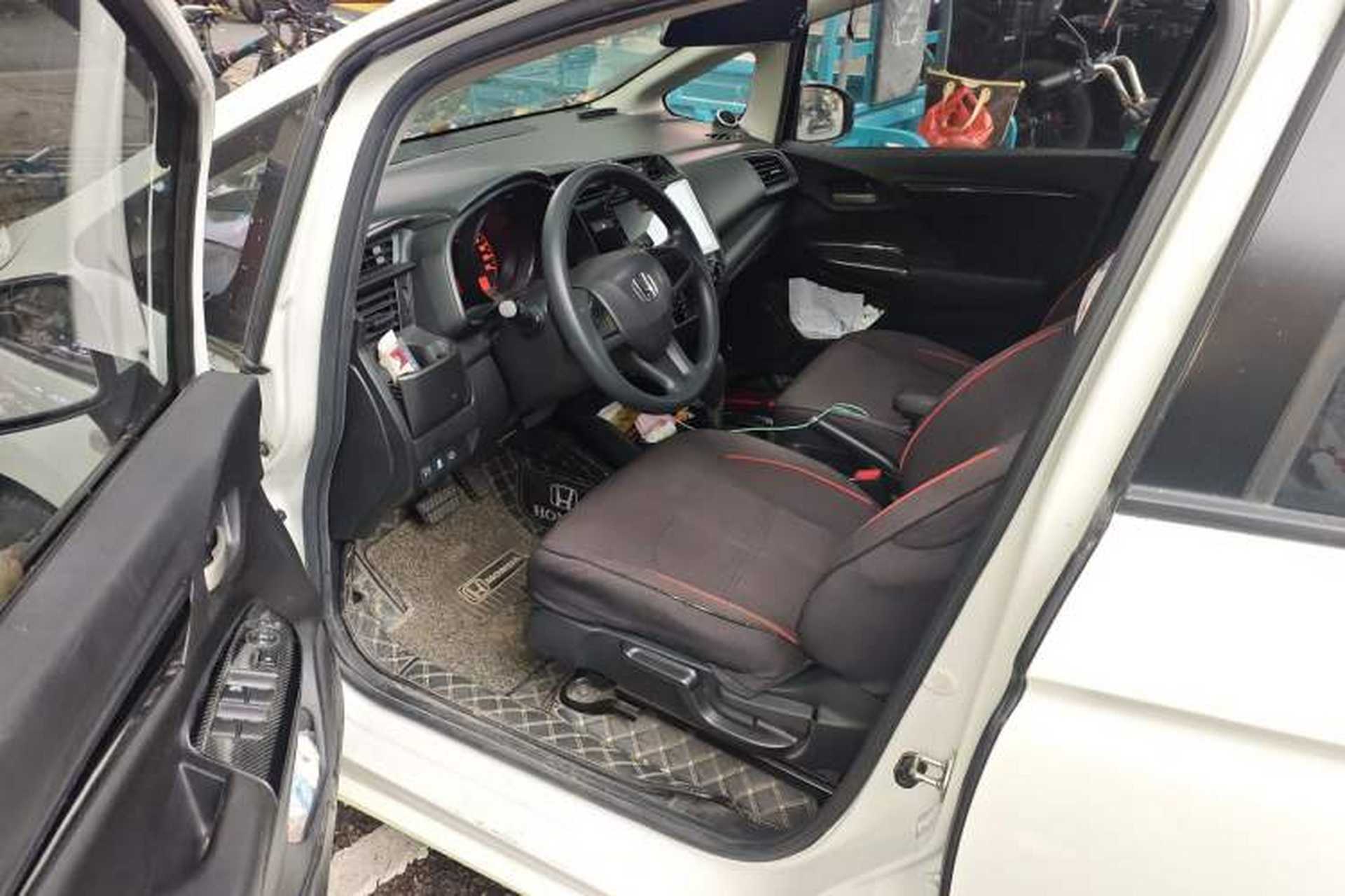 Used Honda Fit 2020 1.5L CVT Comfort Sunroof Version Driver Seat