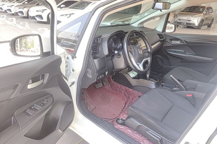 Used Honda Fit 2020 1.5L CVT Comfort Sunroof Version Driver Seat