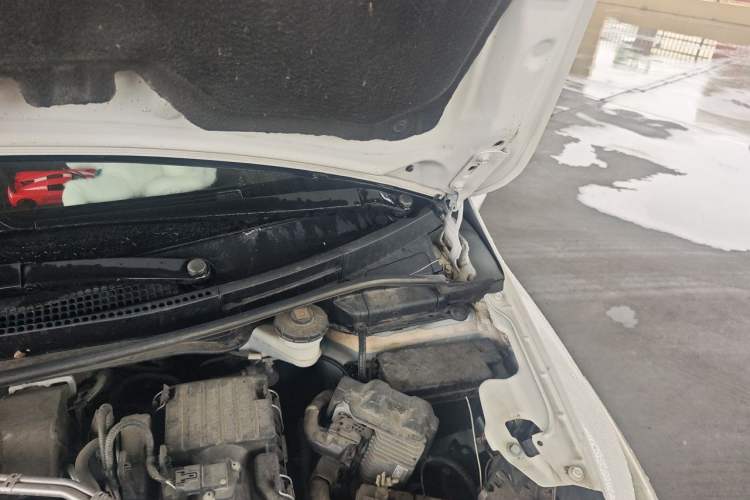 Used Honda Fit 2020 1.5L CVT Comfort Version Engine Bay Left