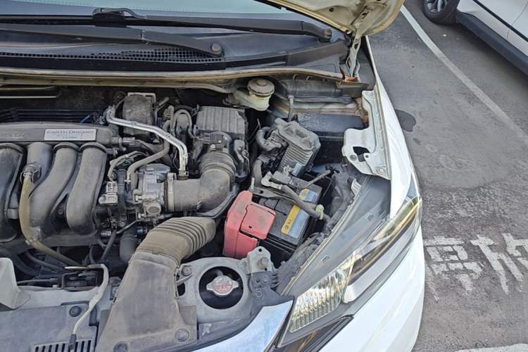 Used Honda Fit 2020 1.5L CVT Comfort Sunroof Version Engine Bay Left