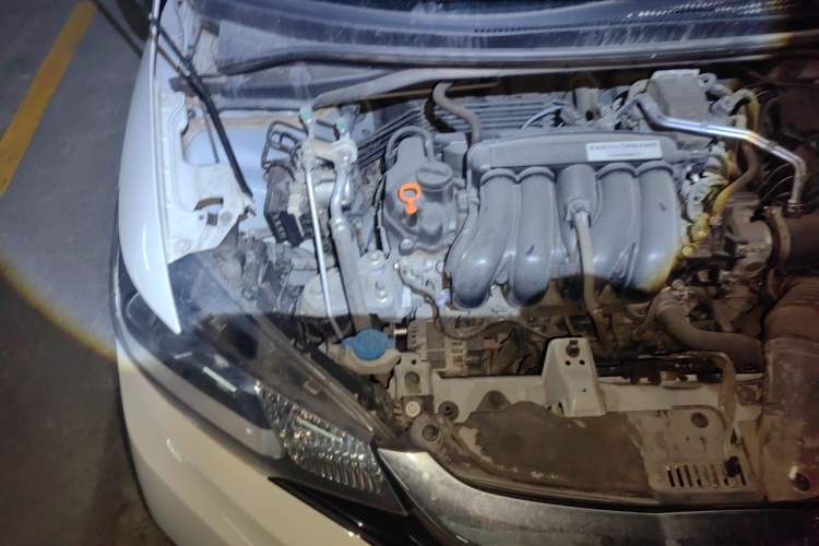 Used Honda Fit 2020 1.5L CVT Comfort Version Engine Bay Right