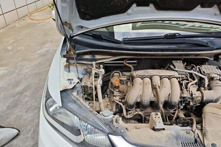 Used Honda Fit 2020 1.5L CVT Comfort Sunroof Version Engine Bay Right
