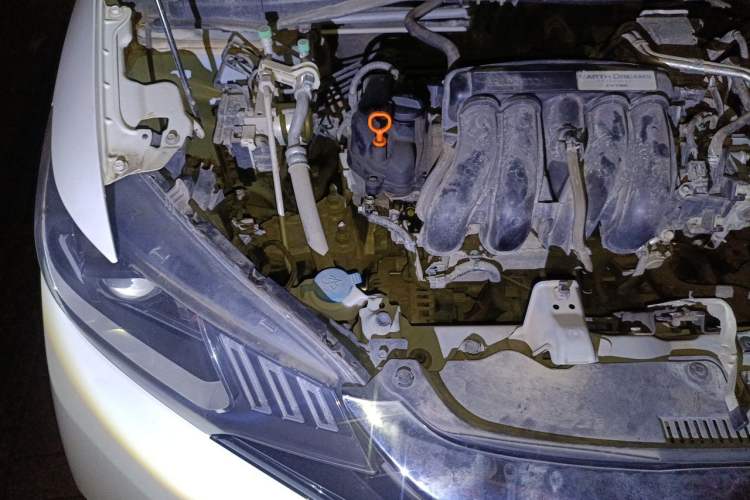 Used Honda Fit 2020 1.5L CVT Comfort Sunroof Version Engine Bay Right