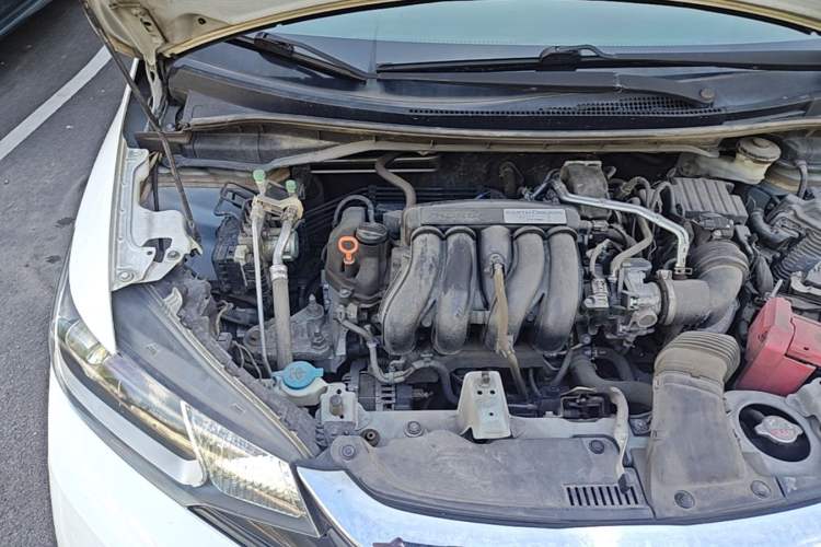 Used Honda Fit 2020 1.5L CVT Comfort Sunroof Version Engine Bay Right