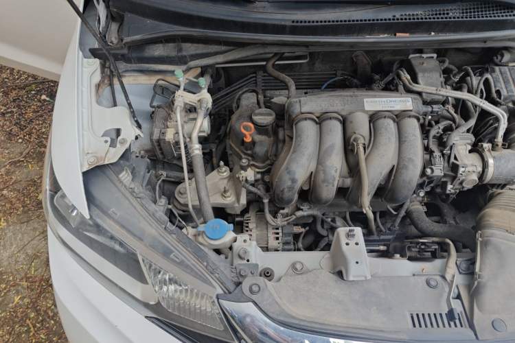 Used Honda Fit 2020 1.5L CVT Comfort Version Engine Bay Right