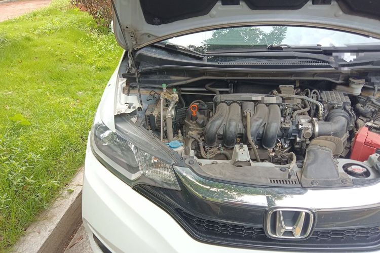 Used Honda Fit 2020 1.5L CVT Comfort Version Engine Bay Right