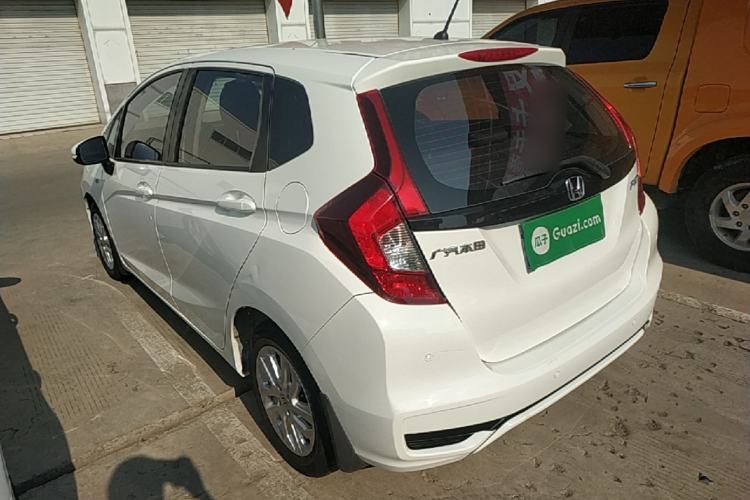 Used Honda Fit 2020 1.5L CVT Comfort Sunroof Version Exterior 2