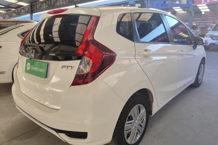 Used Honda Fit 2020 1.5L CVT Comfort Version Exterior 3