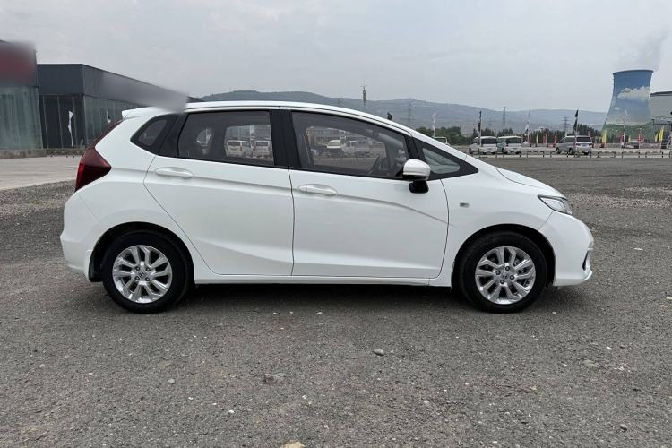 Used Honda Fit 2020 1.5L CVT Comfort Sunroof Version Exterior 3