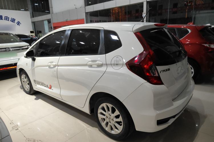 Used Honda Fit 2020 1.5L CVT Comfort Version Exterior 3