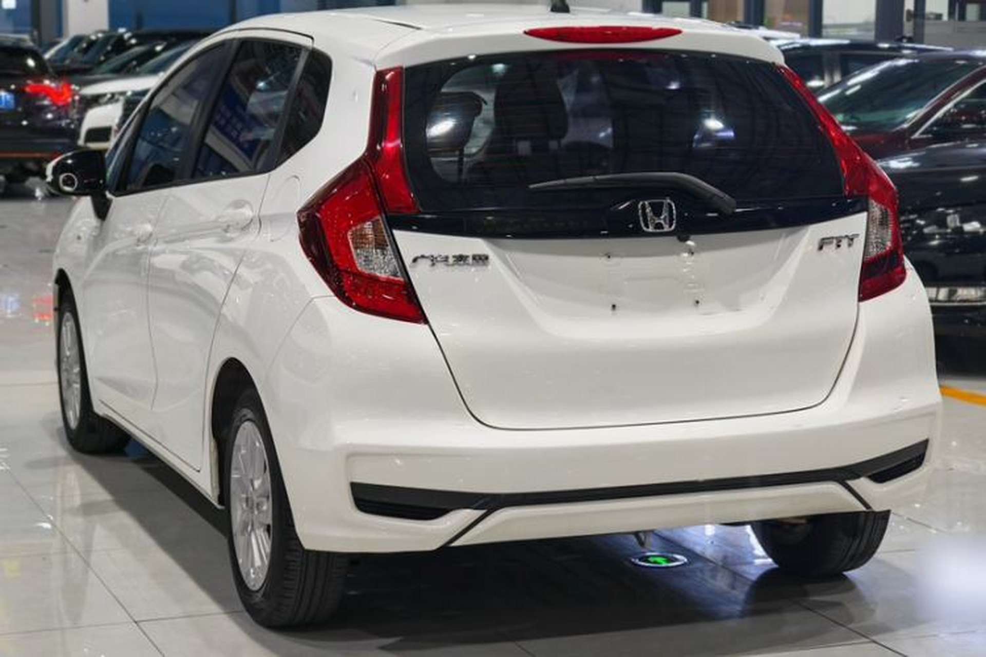 Used Honda Fit 2020 1.5L CVT Comfort Sunroof Version Exterior 3
