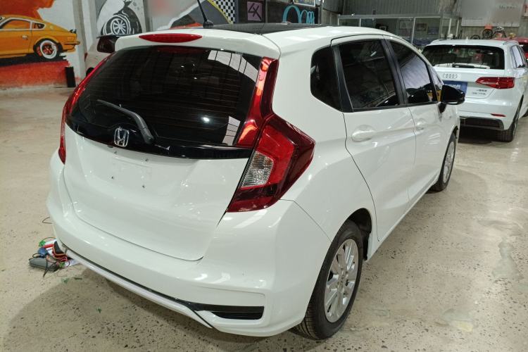 Used Honda Fit 2020 1.5L CVT Comfort Sunroof Version Exterior 3