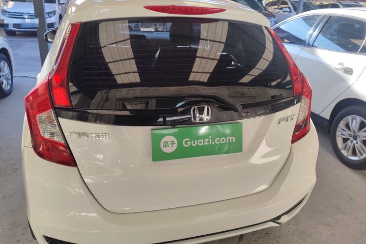 Used Honda Fit 2020 1.5L CVT Comfort Version Exterior 4