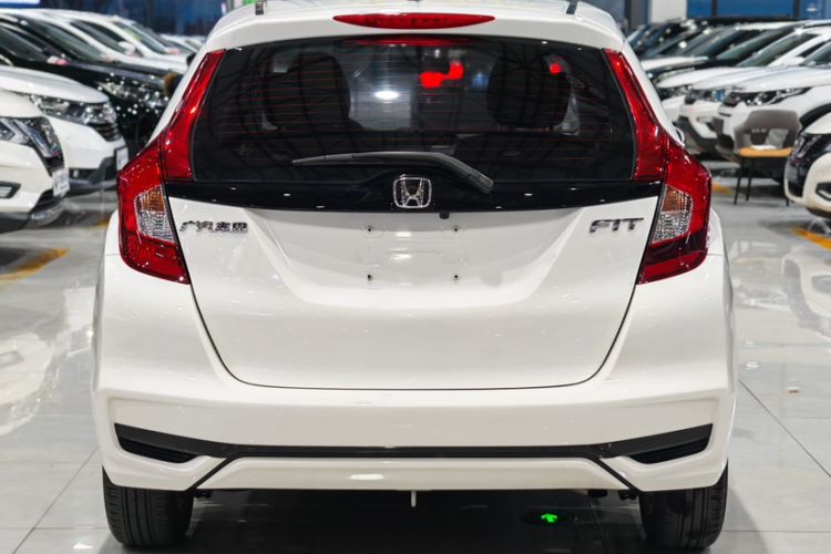 Used Honda Fit 2020 1.5L CVT Comfort Sunroof Version Exterior 4
