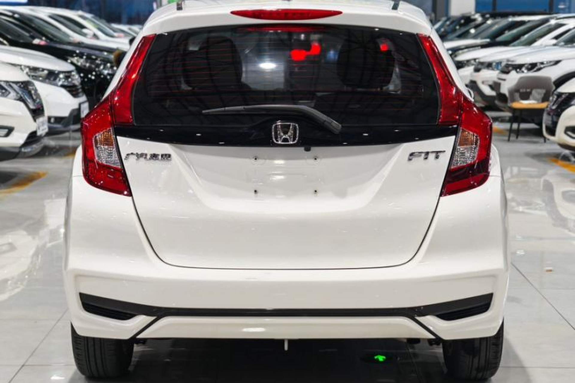 Used Honda Fit 2020 1.5L CVT Comfort Sunroof Version Exterior 4