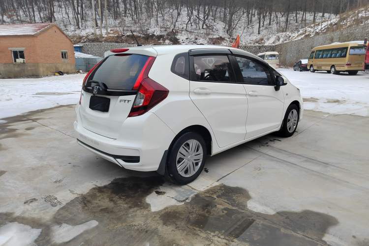 Used Honda Fit 2020 1.5L CVT Comfort Version Exterior 5