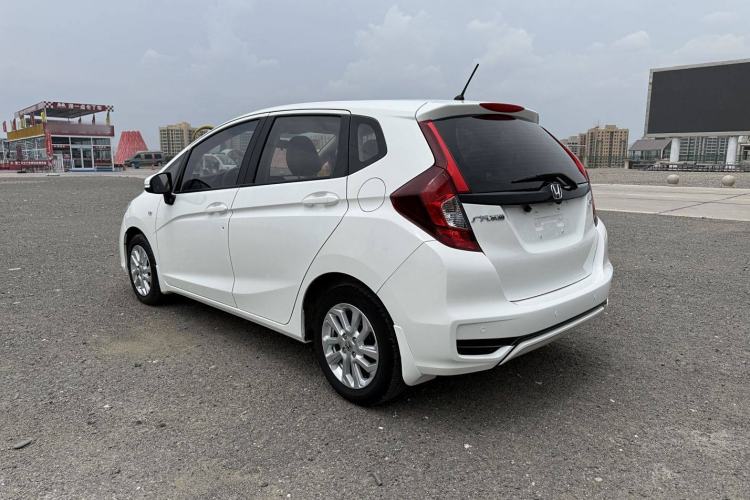 Used Honda Fit 2020 1.5L CVT Comfort Sunroof Version Exterior 5