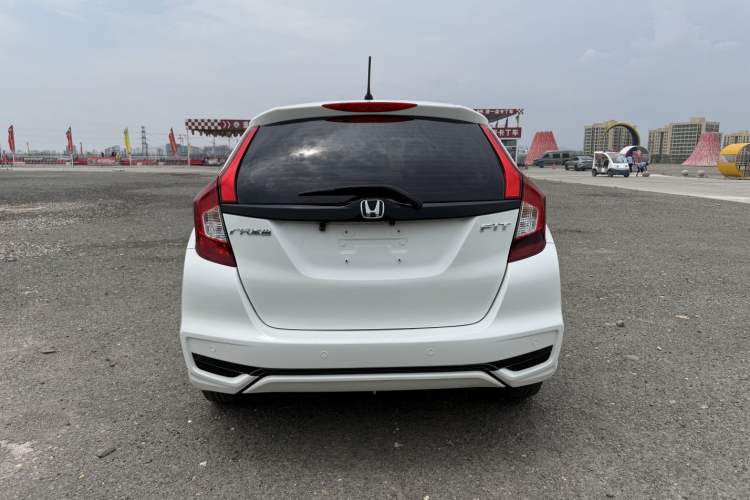 Used Honda Fit 2020 1.5L CVT Comfort Sunroof Version Exterior 6