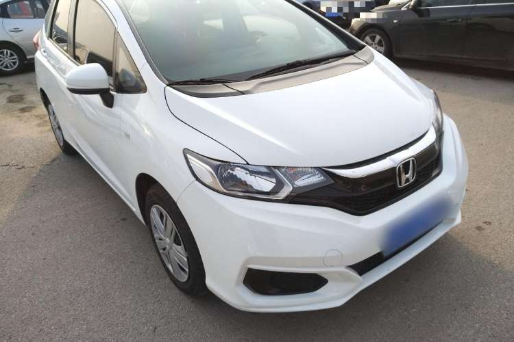 Used Honda Fit 2020 1.5L CVT Comfort Version Front Right 45 Deg