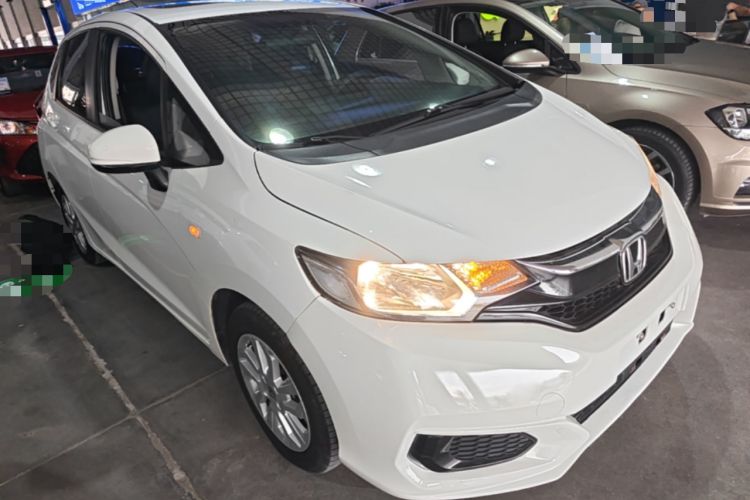 Used Honda Fit 2020 1.5L CVT Comfort Sunroof Version Front Right 45 Deg