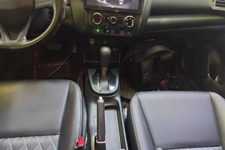 Used Honda Fit 2020 1.5L CVT Comfort Version Gear Lever