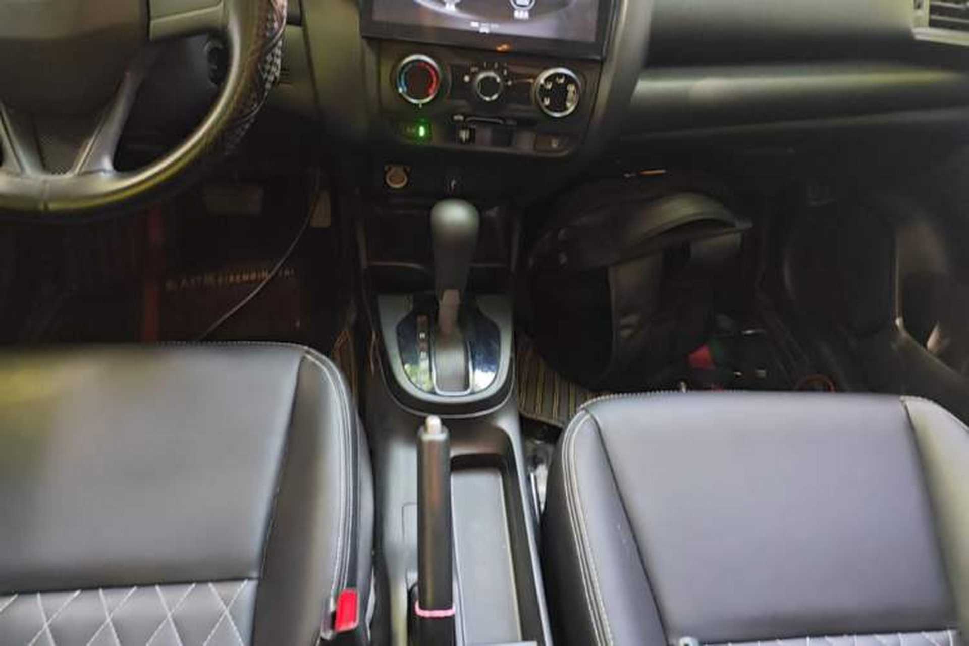 Used Honda Fit 2020 1.5L CVT Comfort Version Gear Lever