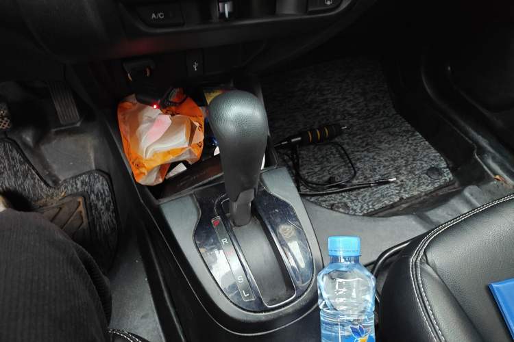 Used Honda Fit 2020 1.5L CVT Comfort Sunroof Version Gear Lever