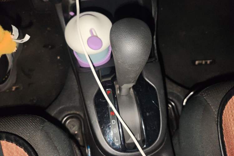 Used Honda Fit 2020 1.5L CVT Comfort Version Gear Lever