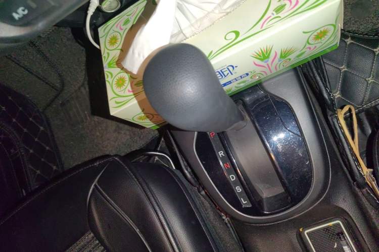 Used Honda Fit 2020 1.5L CVT Comfort Sunroof Version Gear Lever