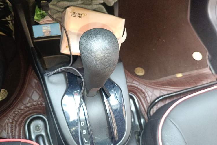 Used Honda Fit 2020 1.5L CVT Comfort Sunroof Version Gear Lever