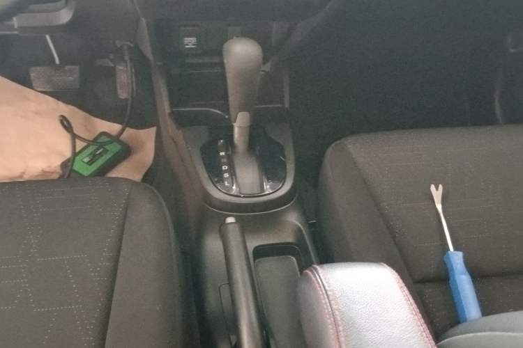 Used Honda Fit 2020 1.5L CVT Comfort Sunroof Version Gear Lever