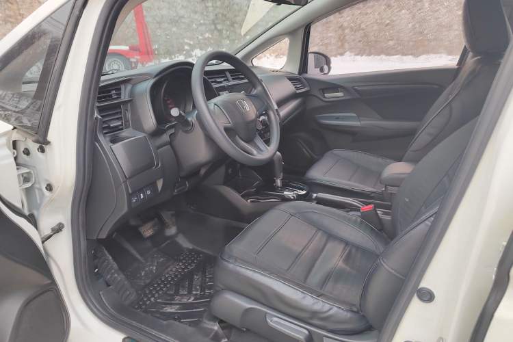 Used Honda Fit 2020 1.5L CVT Comfort Version Interior 2