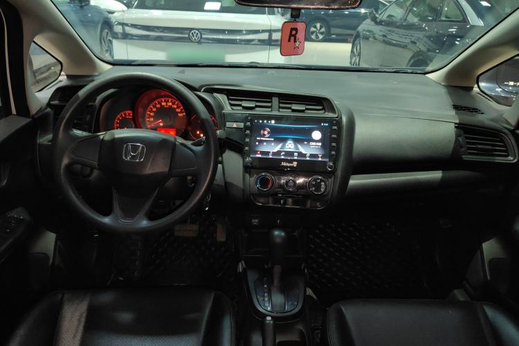 Used Honda Fit 2020 1.5L CVT Comfort Version Interior 2