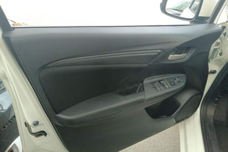 Used Honda Fit 2020 1.5L CVT Comfort Version Interior 5