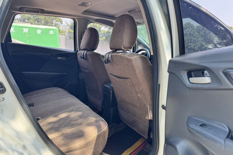 Used Honda Fit 2020 1.5L CVT Comfort Sunroof Version Interior 6
