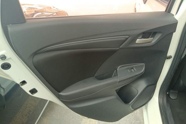Used Honda Fit 2020 1.5L CVT Comfort Version Interior 6