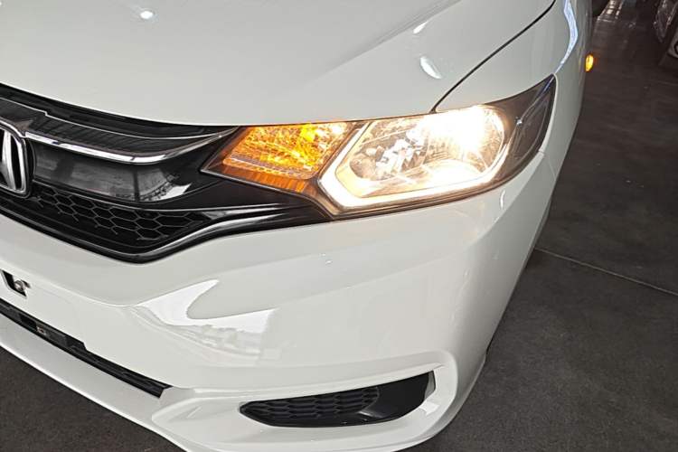 Used Honda Fit 2020 1.5L CVT Comfort Sunroof Version Left Front Headlight