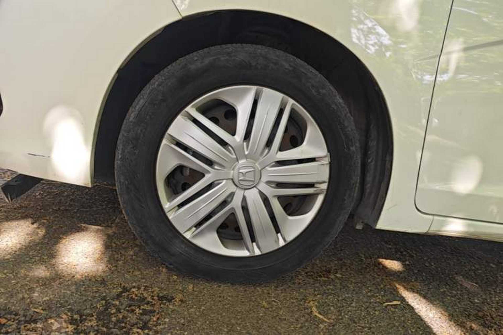 Used Honda Fit 2020 1.5L CVT Comfort Version Left Front Wheel Hub