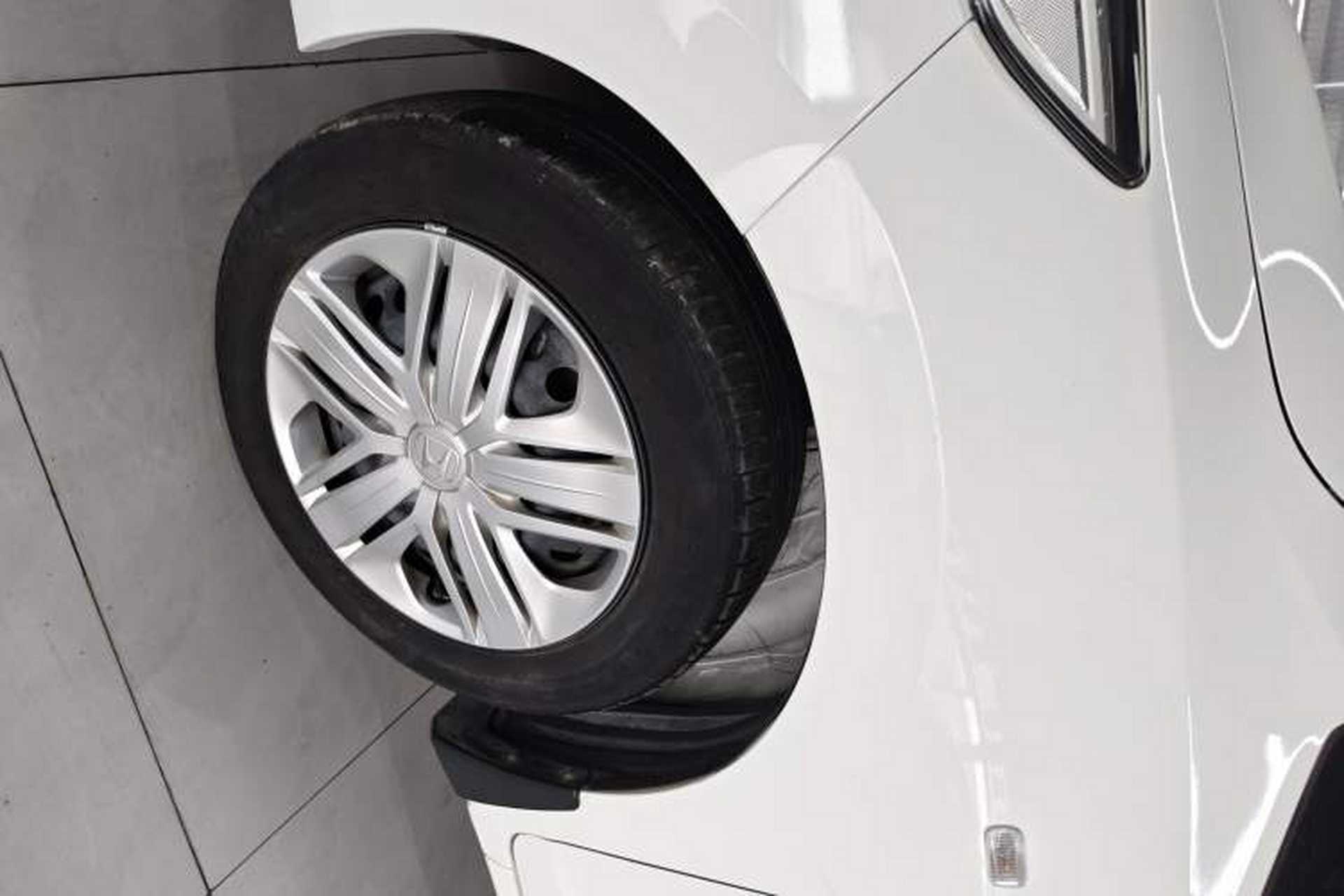 Used Honda Fit 2020 1.5L CVT Comfort Version Left Front Wheel Hub