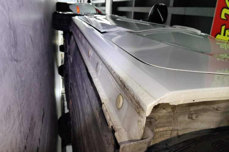 Used Honda Fit 2020 1.5L CVT Comfort Version Left Side Sill