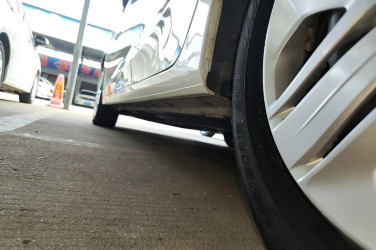 Used Honda Fit 2020 1.5L CVT Comfort Version Left Side Sill