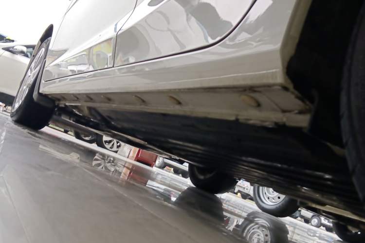 Used Honda Fit 2020 1.5L CVT Comfort Sunroof Version Left Side Sill