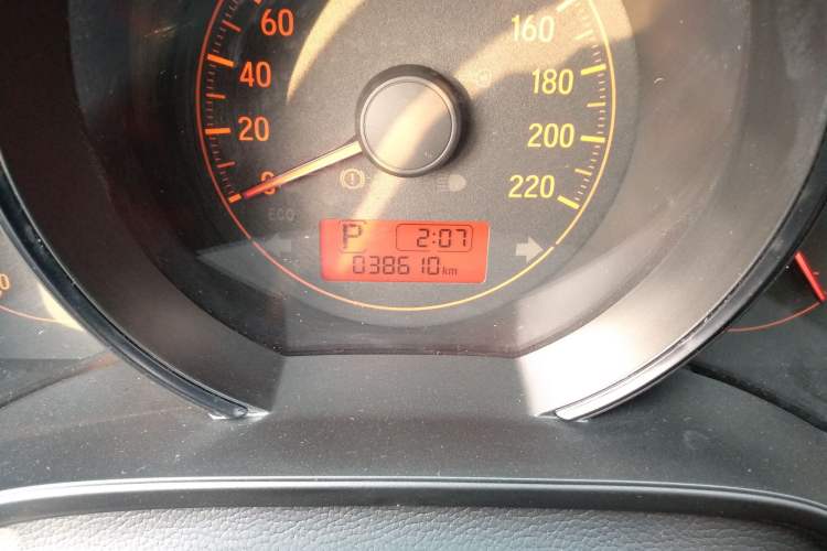 Used Honda Fit 2020 1.5L CVT Comfort Version Odometer Close Up