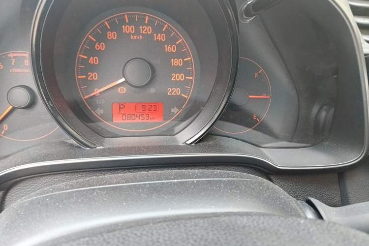 Used Honda Fit 2020 1.5L CVT Comfort Version Odometer Close Up