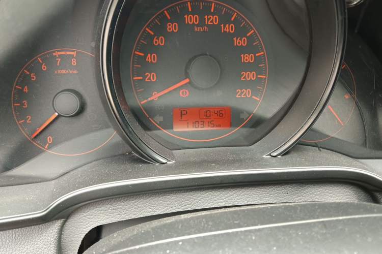 Used Honda Fit 2020 1.5L CVT Comfort Version Odometer Close Up