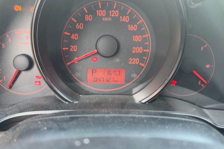 Used Honda Fit 2020 1.5L CVT Comfort Sunroof Version Odometer Close Up